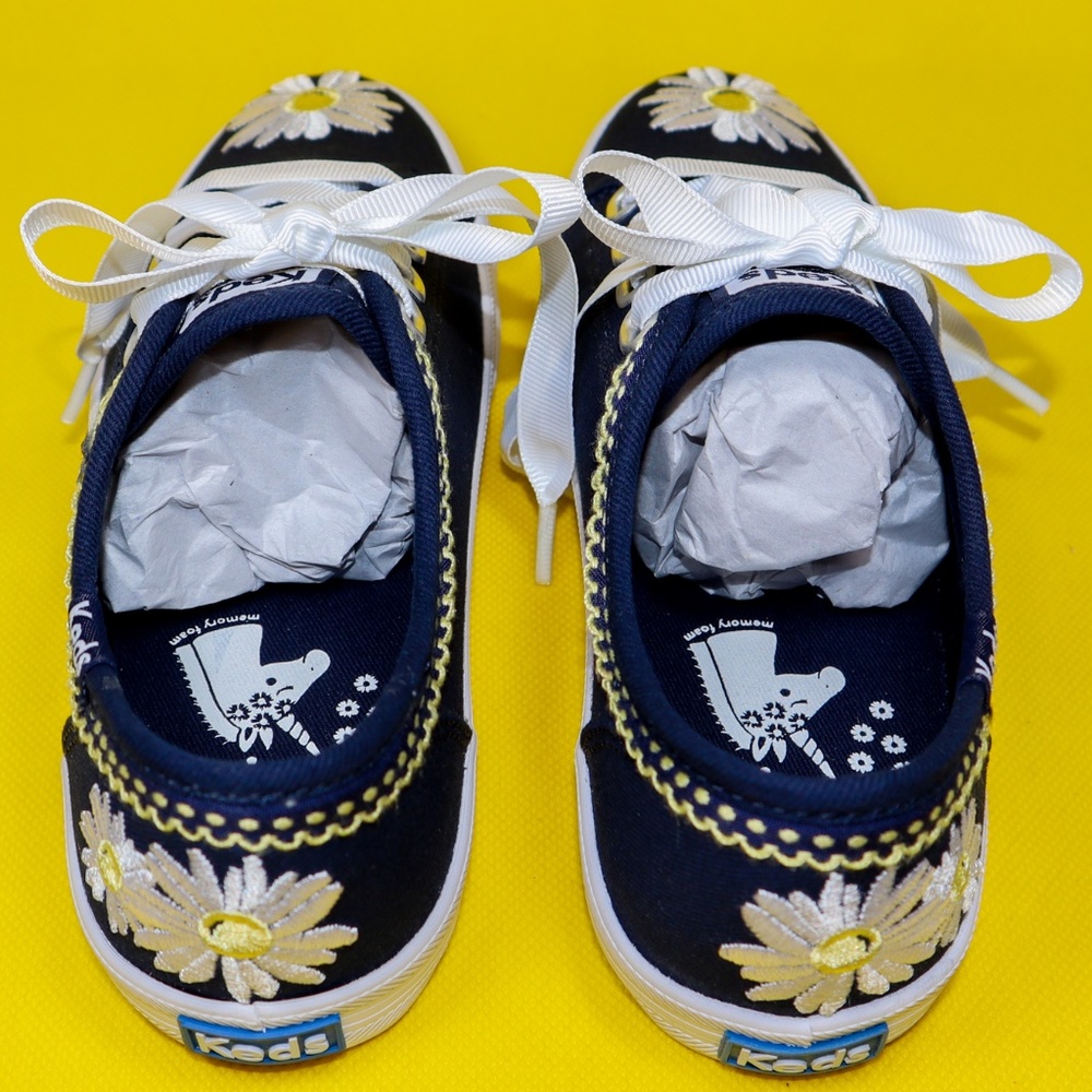 KEDS Big Kid's Kickstart Sneaker NIB - Picture 10 of 12